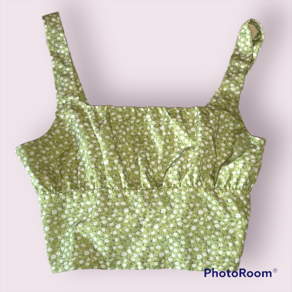 Green flower top💚